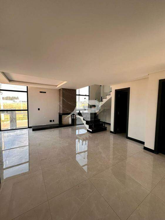 Sala de estar com lareira