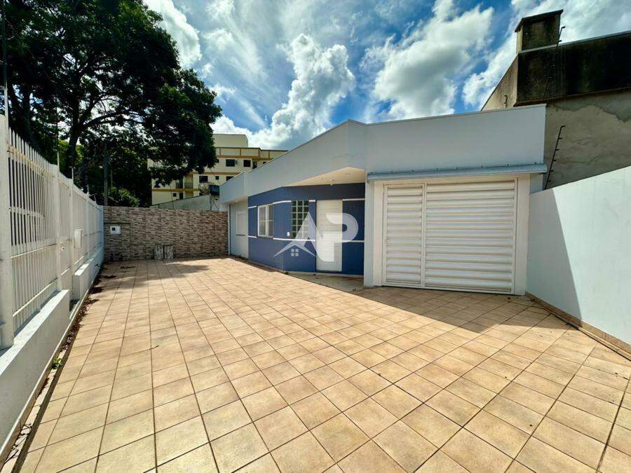 Fachada vista pelo pátio interno