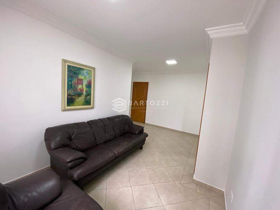 SALA  AMPLA