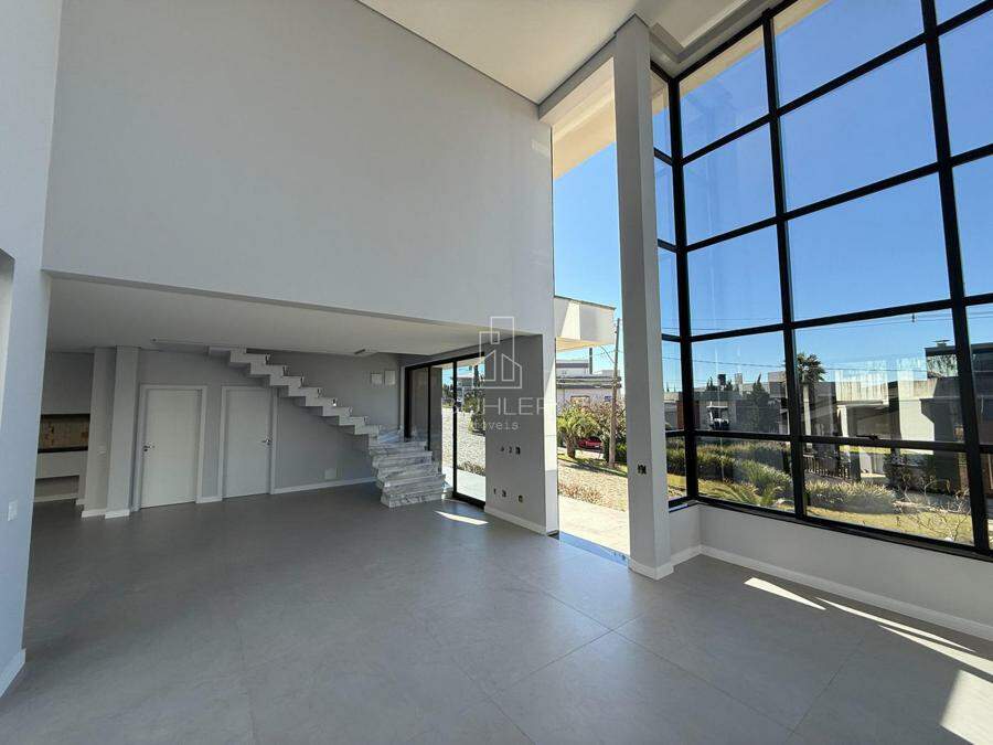 Sala Estar pé direito duplo