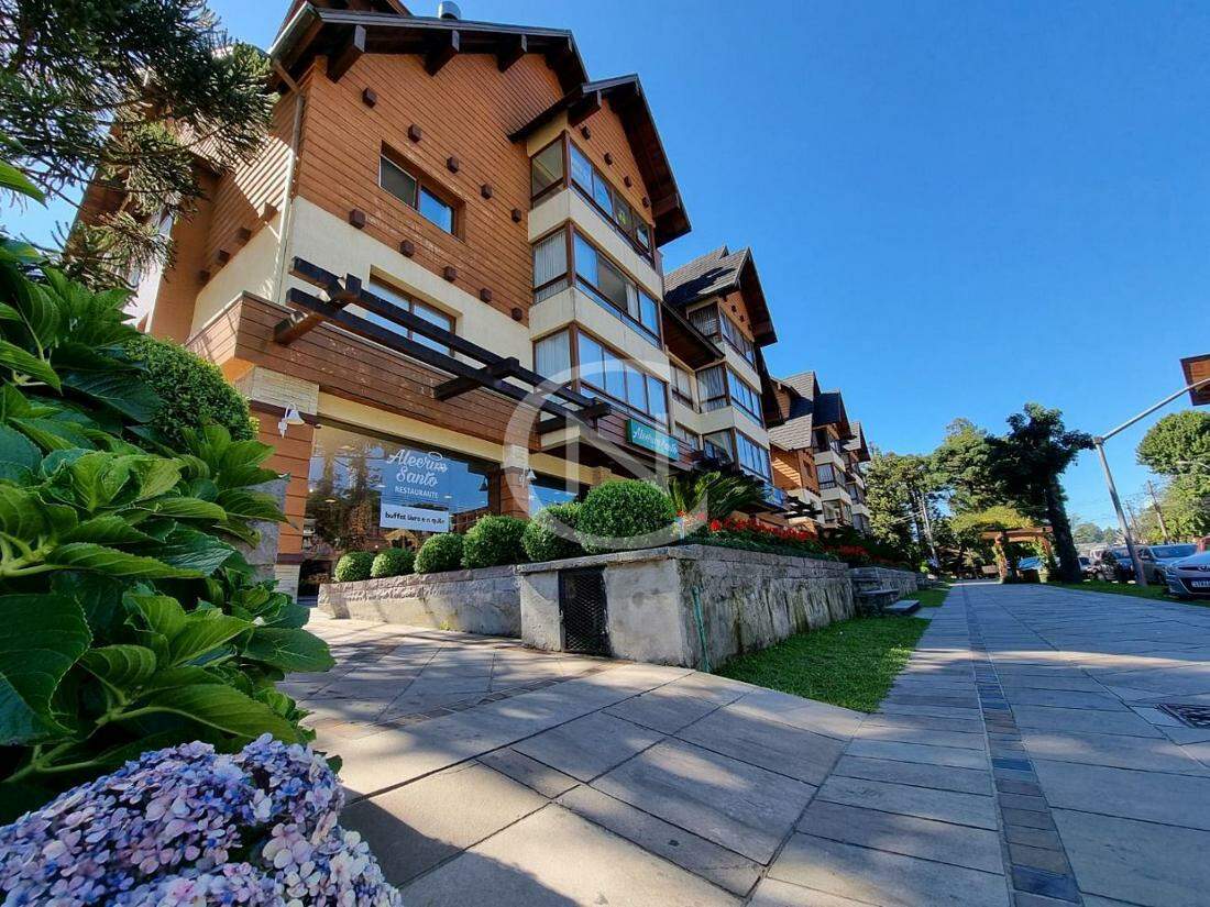 COBERTURA COM 351 M² NO CENTRO DE GRAMADO/RS | Centro  | Gramado