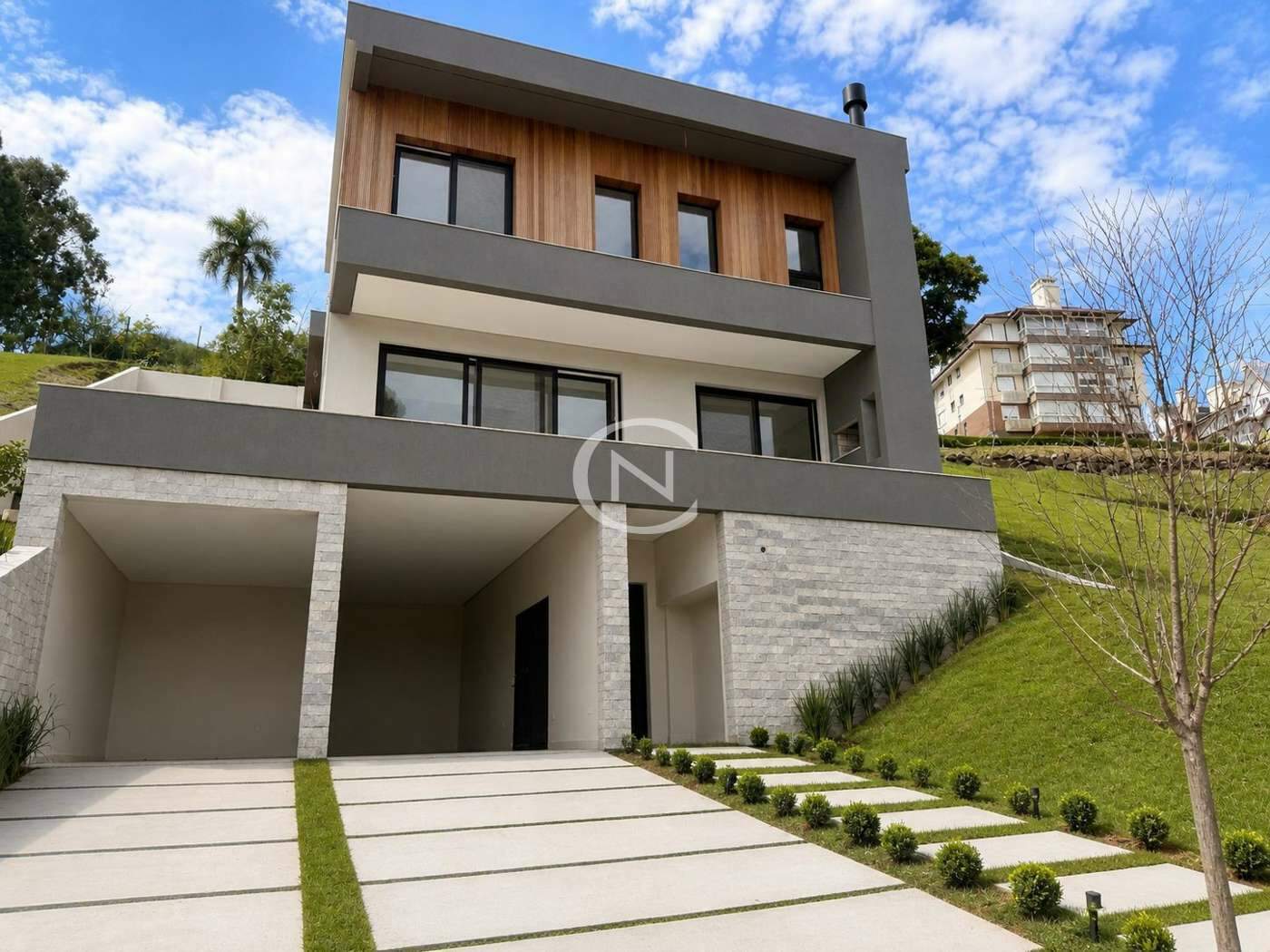 CASA NO CONDOMÍNIO ALPHAVILLE EM GRAMADO/RS COM 318M² | Alphaville | Gramado