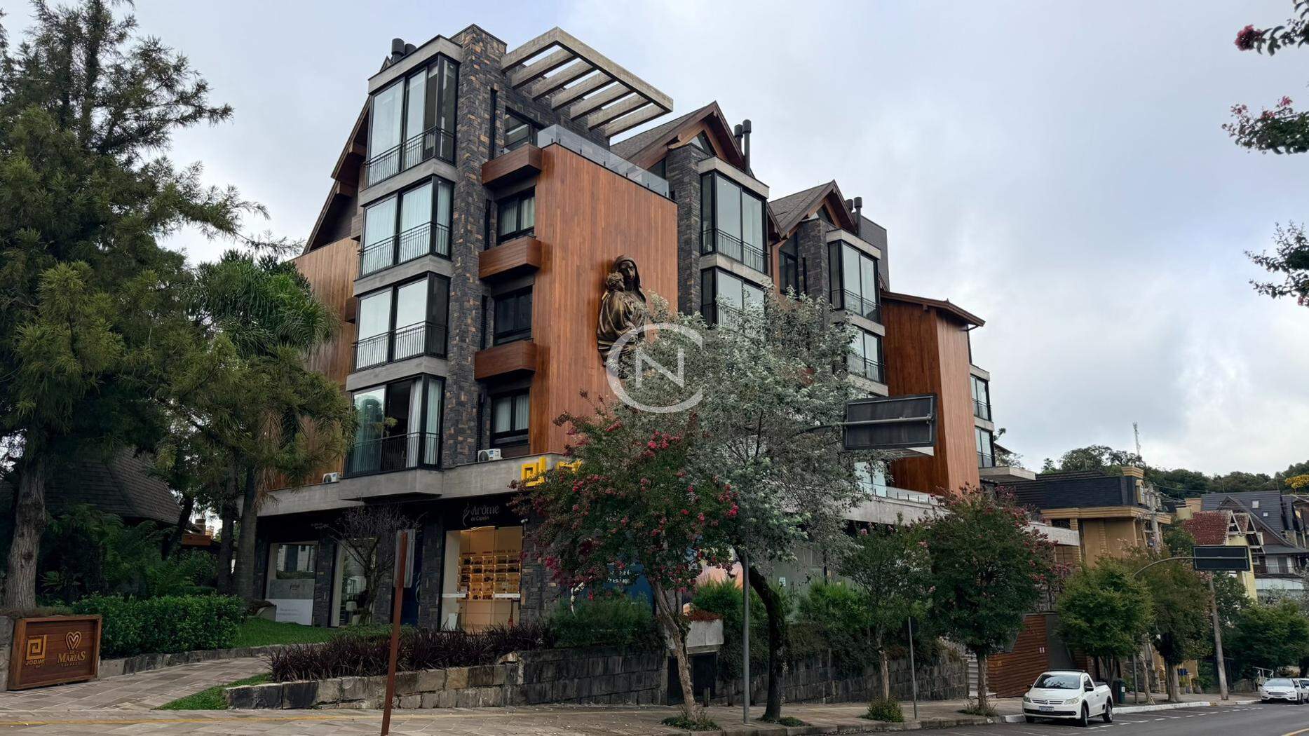APARTAMENTO NO DE MARIAS NO CENTRO DE GRAMADO/RS | Centro  | Gramado