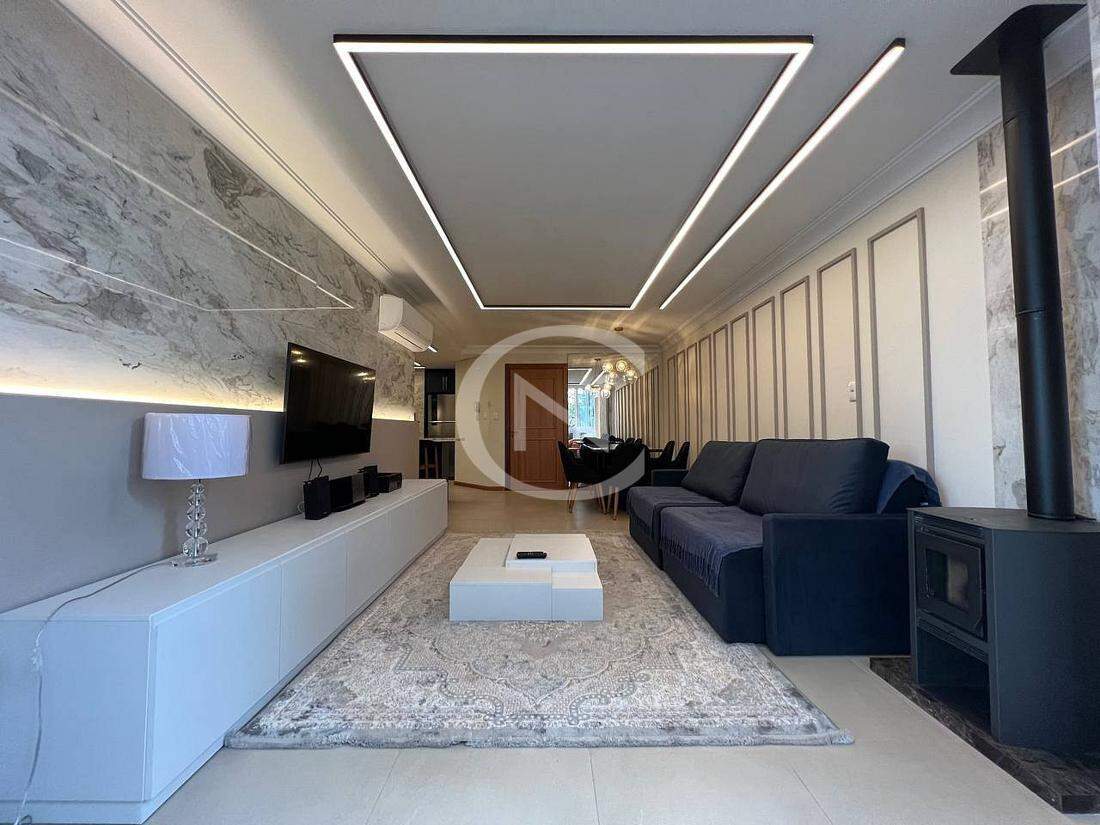 APARTAMENTO EM CANELA FINAMENTE MOBILIADO COM 79,10M² | Centro | Canela
