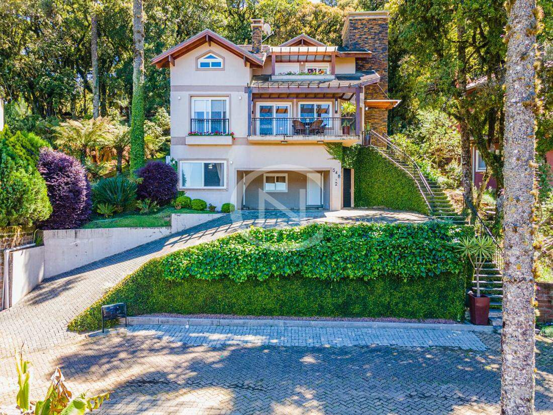 CASA NO CONDOMÍNIO QUINTA DA SERRA EM CANELA COM 380M² | Quinta da Serra | Canela