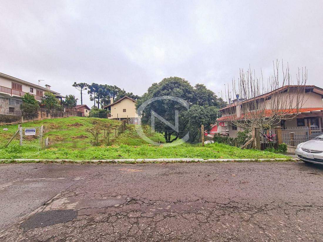 TERRENO COM 392 M² NA AVENIDA CENTRAL EM GRAMADO/RS | Avenida Central | Gramado