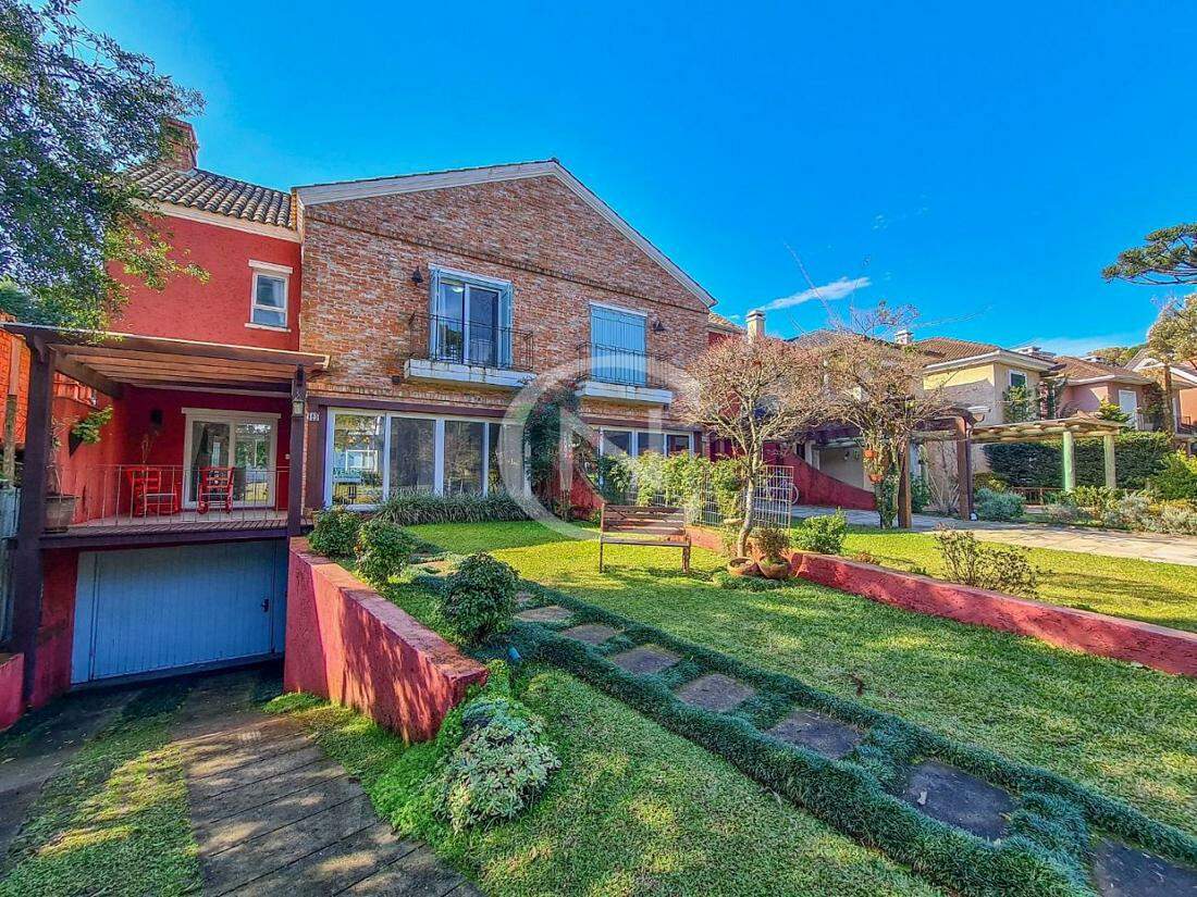 CASA COM 275 M² NO CONDOMÍNIO RESERVA DA SERRA EM CANELA/RS | Reserva da Serra | Canela