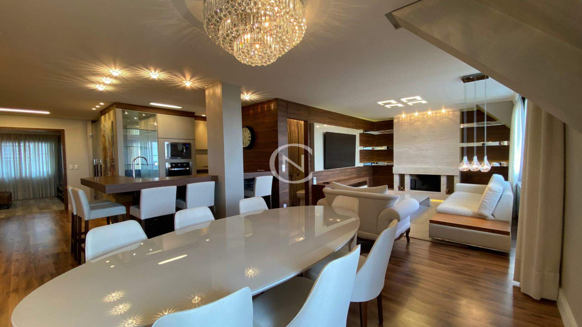 DUPLEX NO CONDADO HOMELLAND NO CENTRO DE GRAMADO | Centro  | Gramado