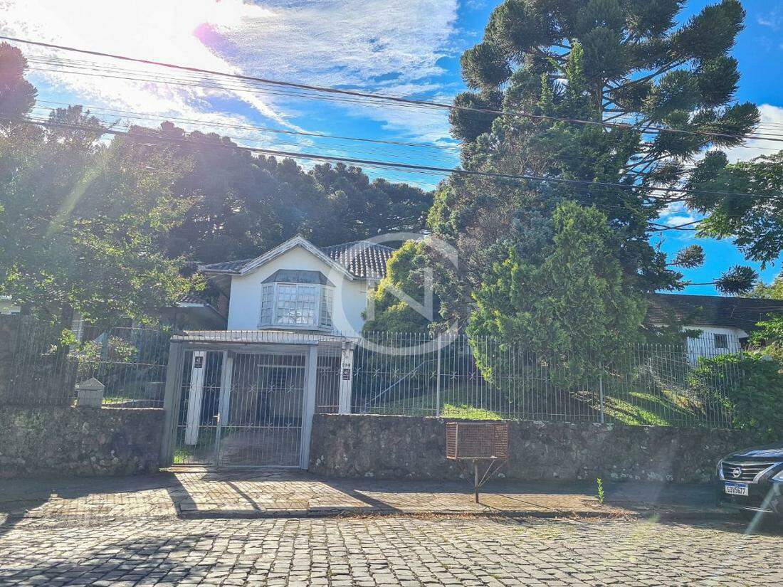 CASA COM 163 M² NO CENTRO DE CANELA/RS | Centro | Canela