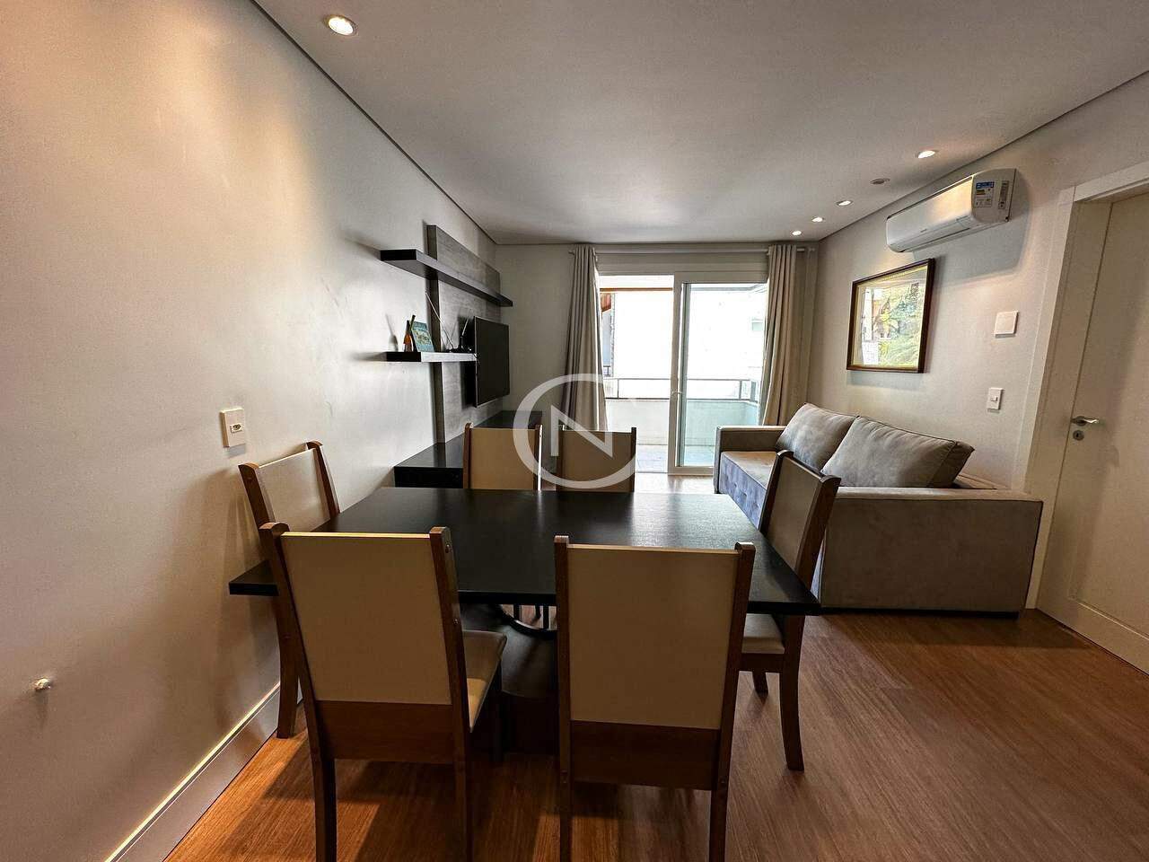 APARTAMENTO A 100M DA RUA COBERTA DE GRAMADO | Vila Suiça | Gramado