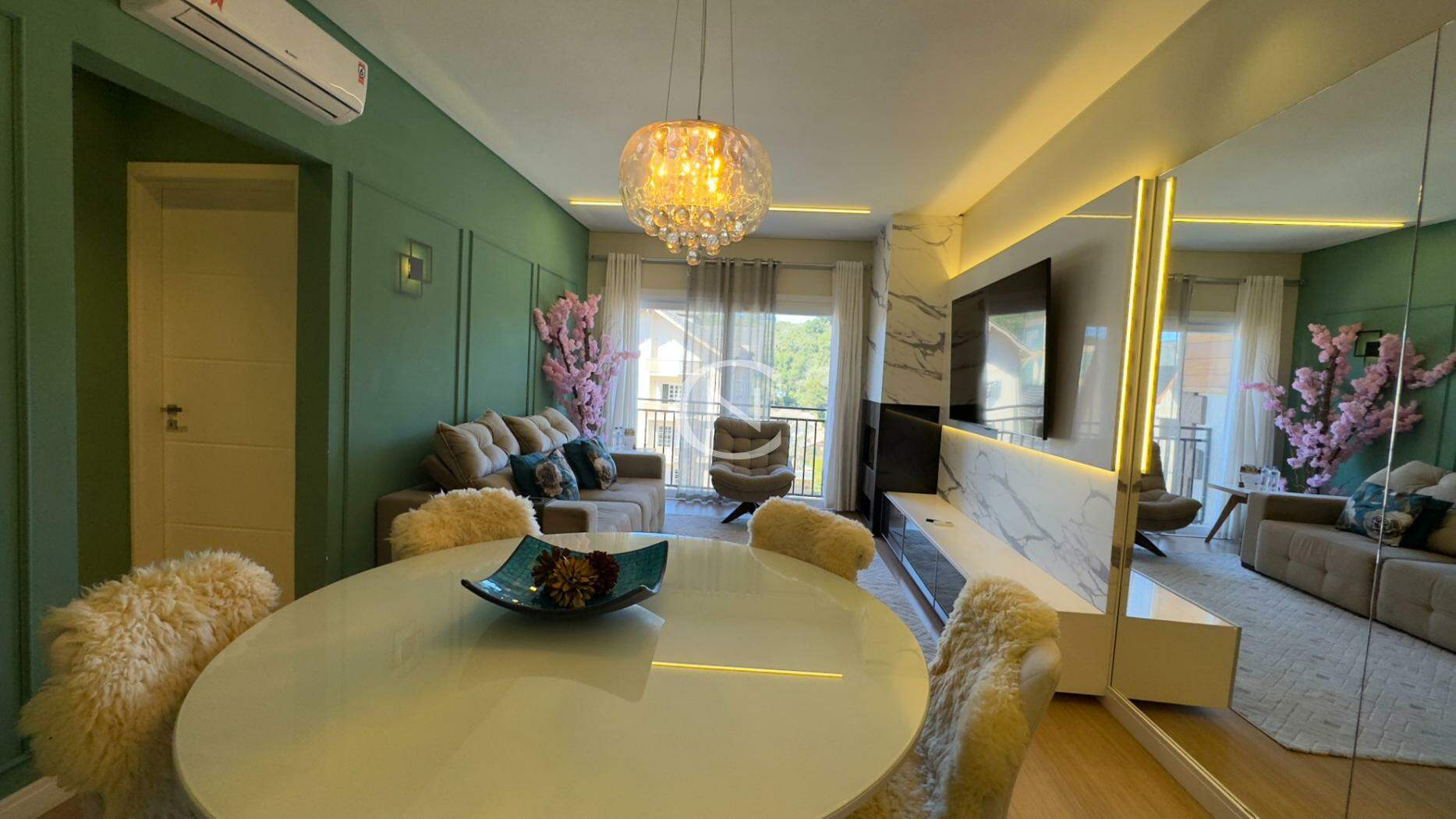 APARTAMENTO NO ESSENCE CENTRO DE GRAMADO/RS | Centro  | Gramado