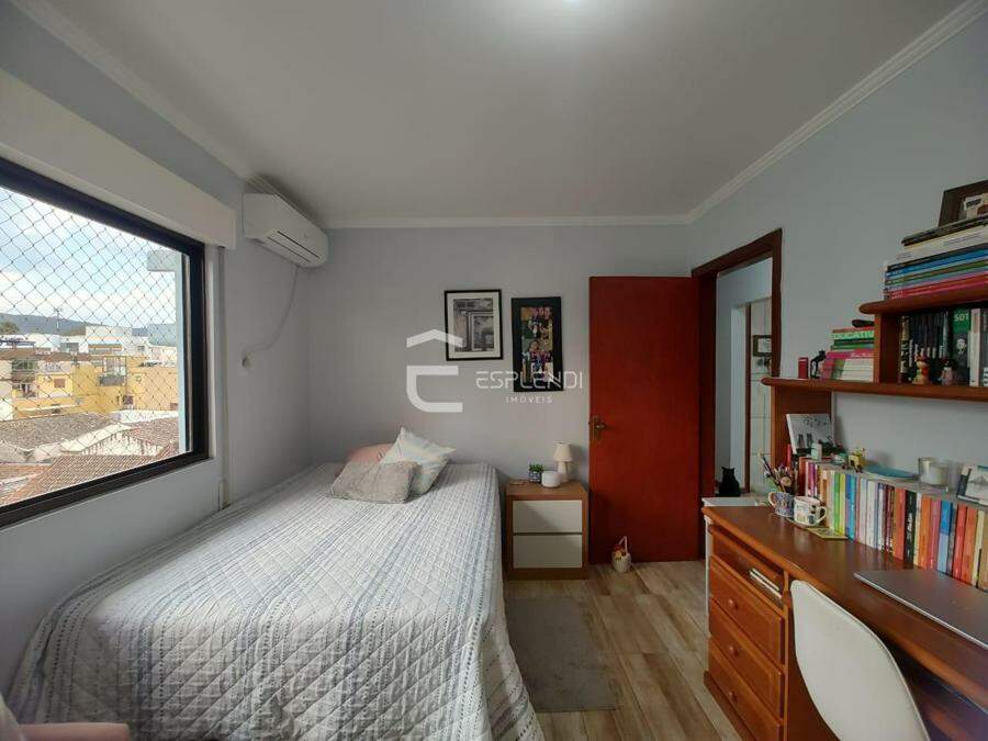 QUARTO COM SUíTE 