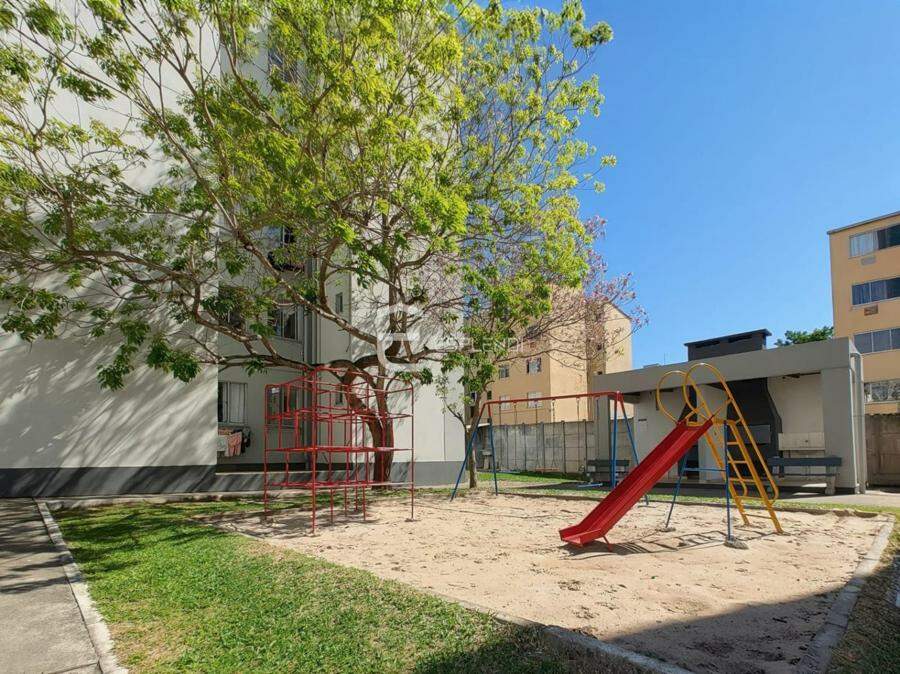 PLAYGROUD 01