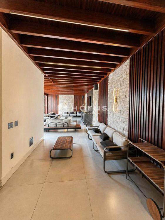 HALL DE ENTRADA  P/ AERA EXTERNA 