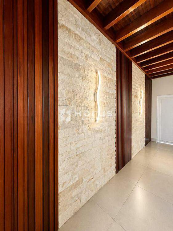 HALL DE ENTRADA  P/ AERA EXTERNA 
