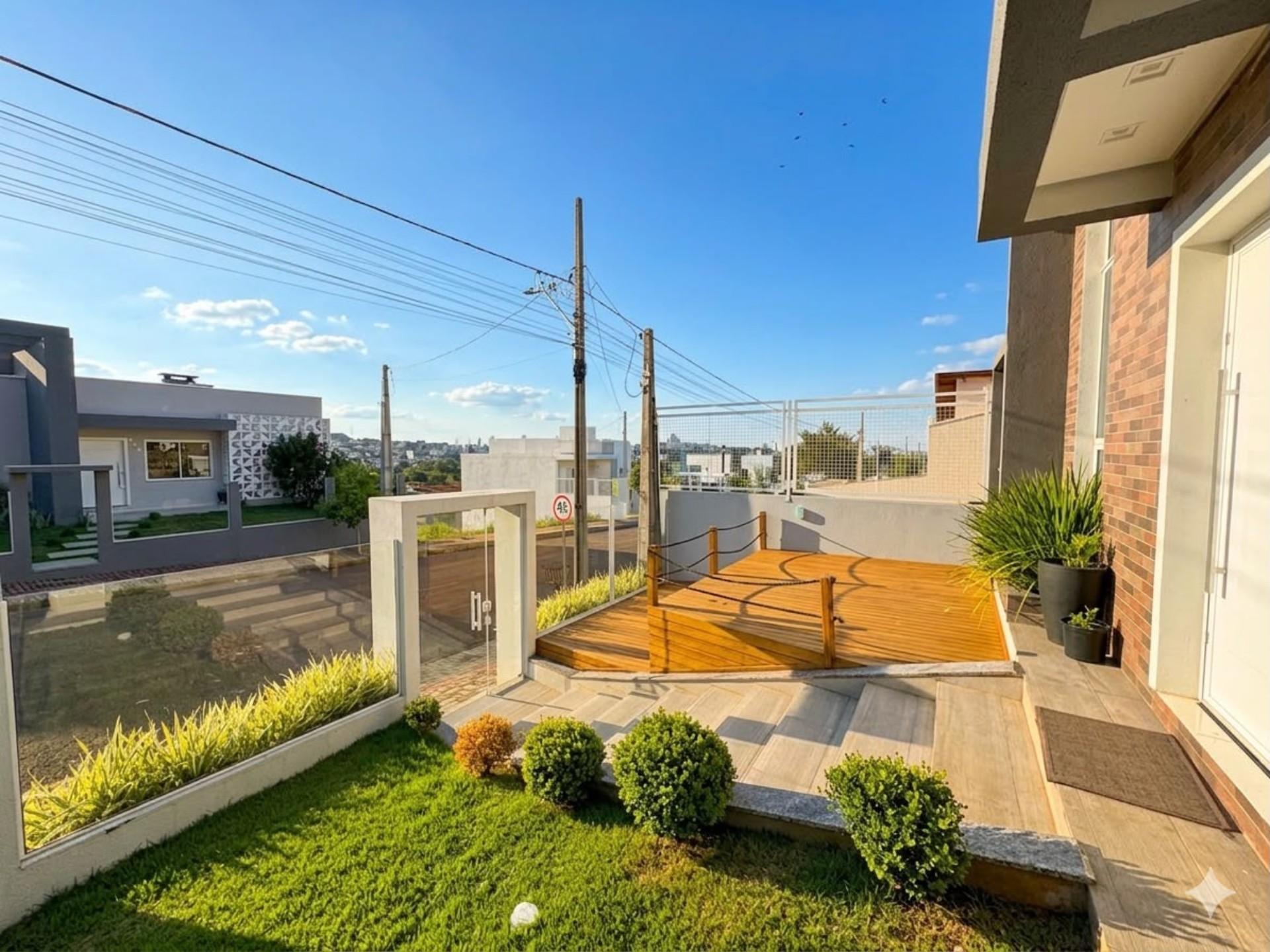 Casa à venda com 3 dormitórios, 1 banheiro, 2 vagas de garagens e 180m² de área privativa no bairro Vila Real